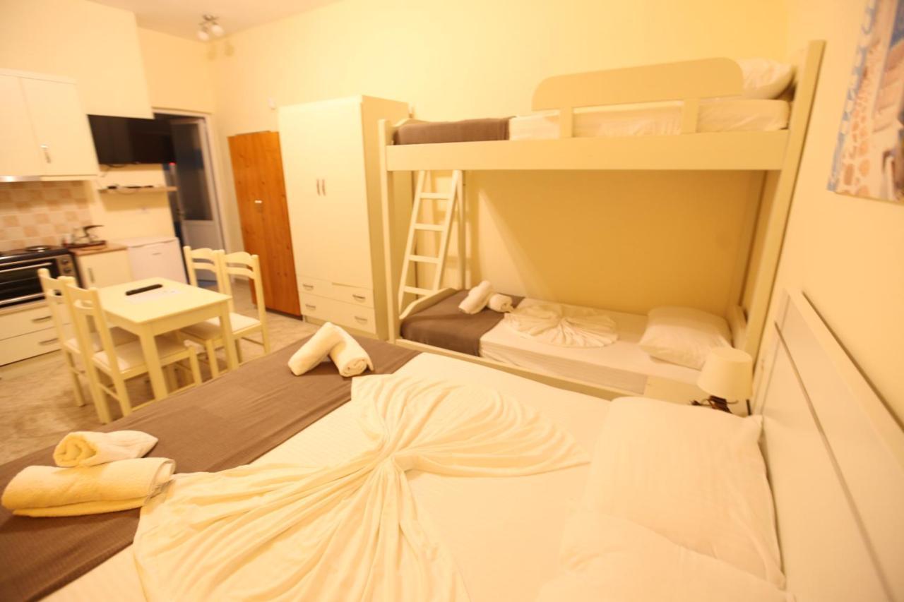 Hotel Prishtina Sarandë Exteriér fotografie