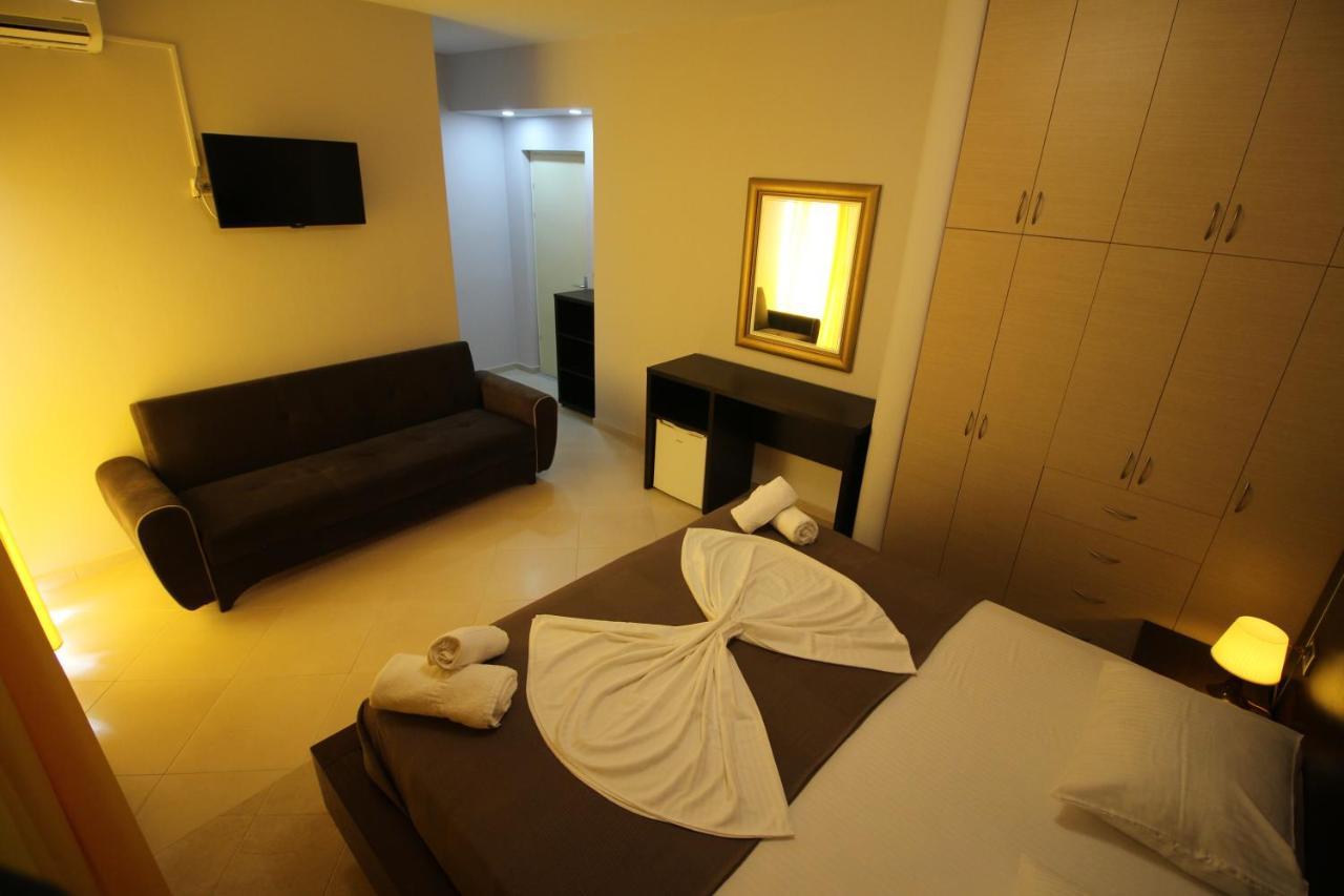 Hotel Prishtina Sarandë Exteriér fotografie