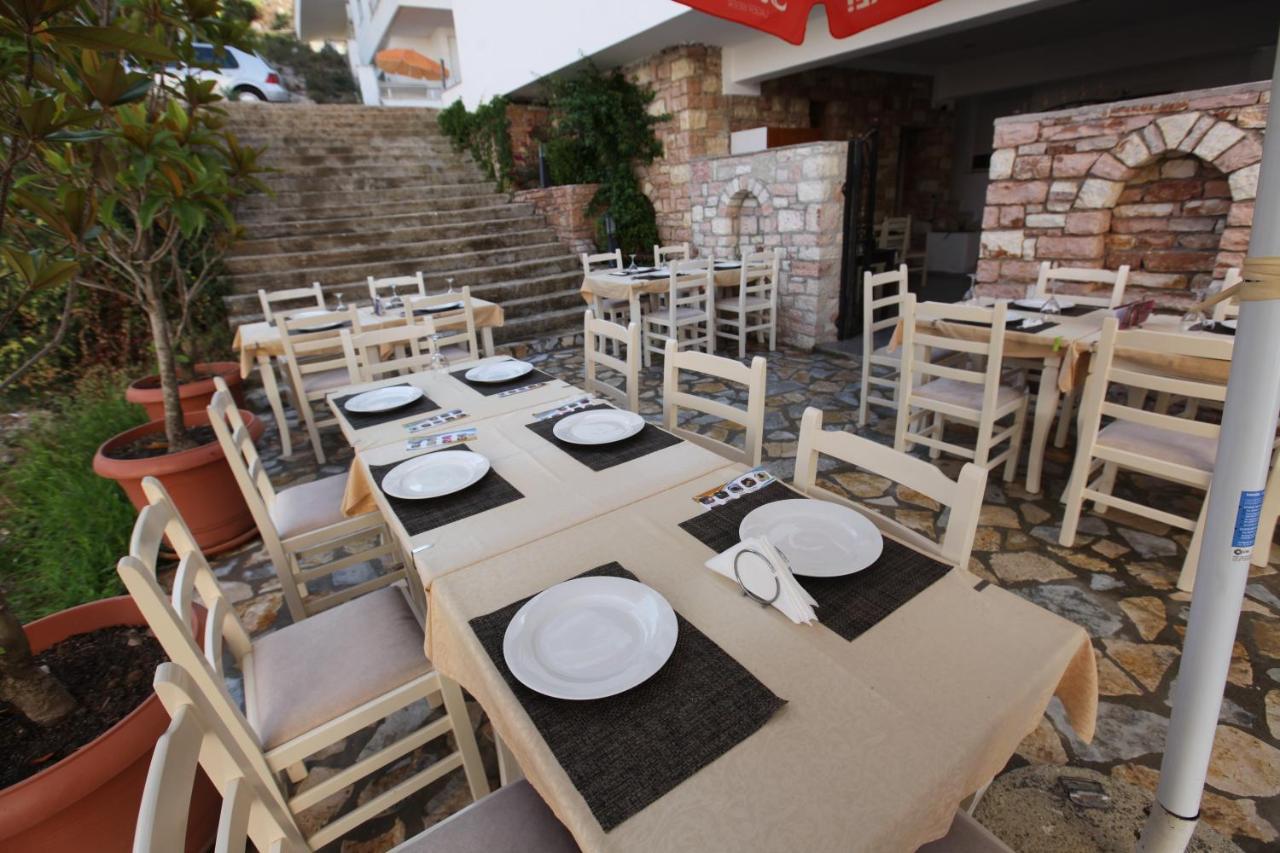Hotel Prishtina Sarandë Exteriér fotografie
